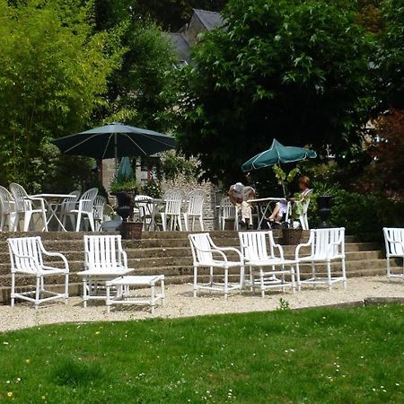 Hotel Du Chateau Combourg Exterior foto